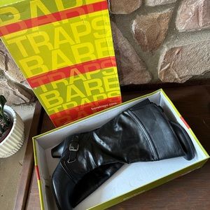 Baretraps Randee Wide width wide calf 8.5 women’s boots